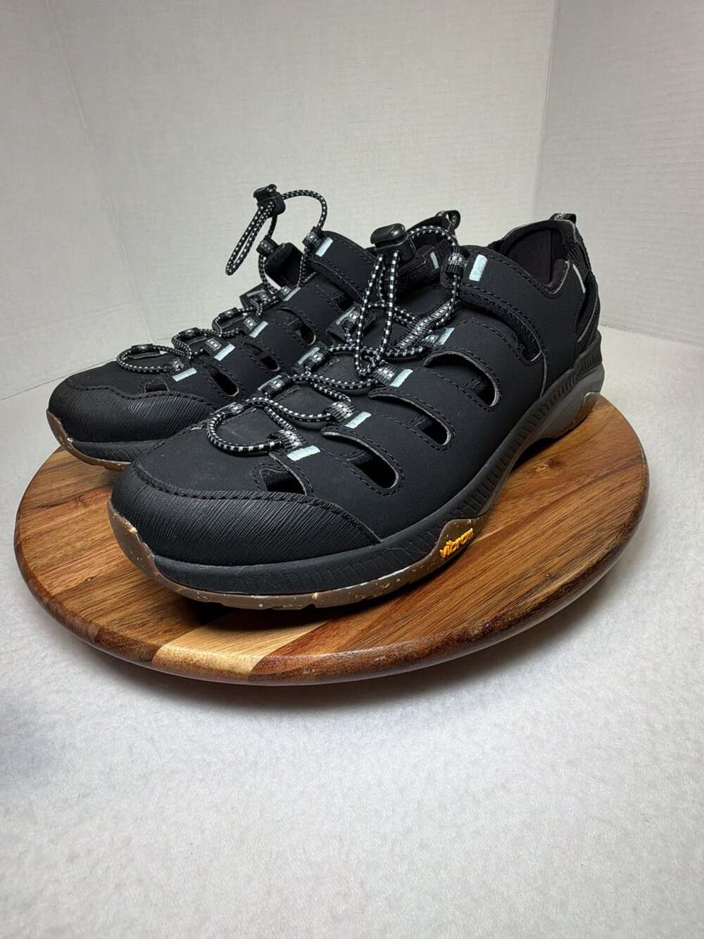 Dansko Mia Black Athletic Water Hiking Sandals Coastal Outdoor Adventure
